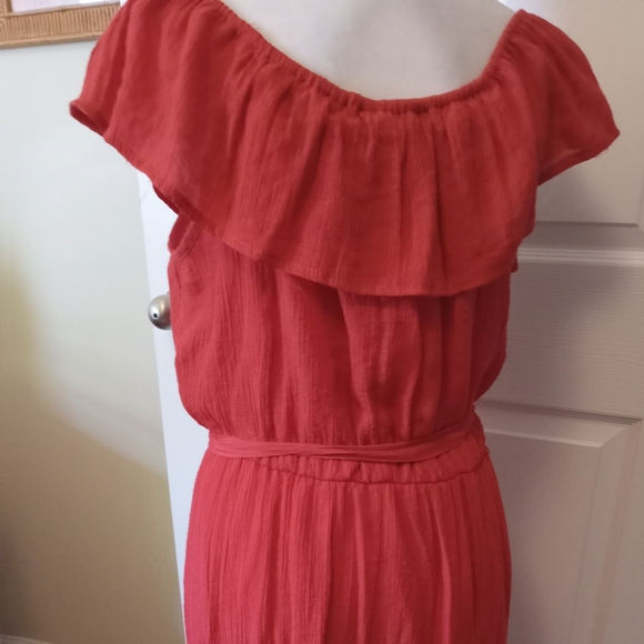 Mlle Gabrielle tiered ruffle midi dress. Large - Picture 3 of 10